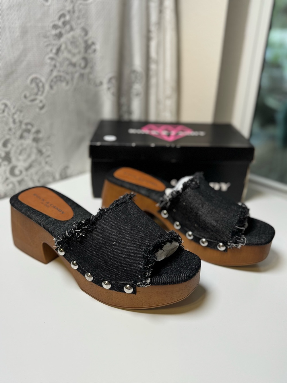 NIB Rock & Candy Frayed Black Denim Clog Mules. Wood Block Heel, Size 10.